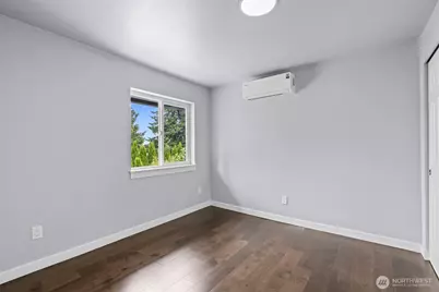 5801 214th St SW, Mountlake Terrace, WA 98043 - Photo 14