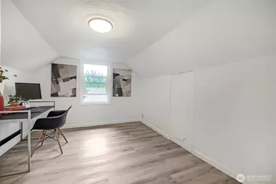 6815 S 120th Place, Seattle, WA 98178 - Photo 10