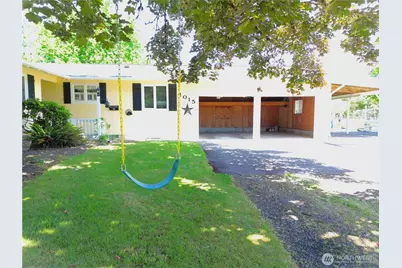 1015 W Fifth Street, Centralia, WA 98531 - Photo 2