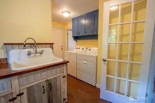 1015 W 5th St, Centralia, WA 98531 - Photo 18