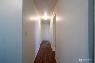 1015 W 5th St, Centralia, WA 98531 - Photo 8