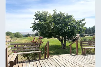 2261 Pleasant Hill Road, Selah, WA 98942 - Photo 24