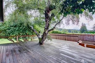 15301 Second Ave, Bow, WA 98232 - Photo 20