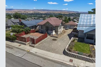 509 Okanogan Avenue, Wenatchee, WA 98801 - Photo 1
