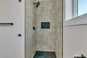 10528 25th Ave E, Tacoma, WA 98445 - Photo 16