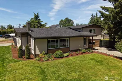 10528 25th Avenue E, Tacoma, WA 98445 - Photo 1
