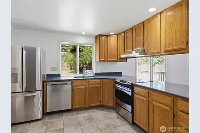 501 Penguin Court SE, Lacey, WA 98503 - Photo 16