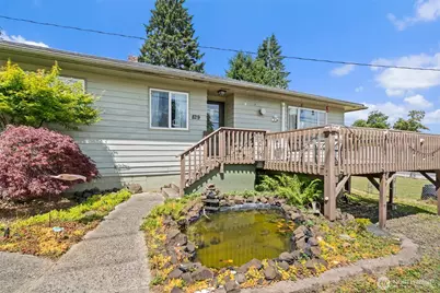 829 Jackson Avenue, Raymond, WA 98577 - Photo 2