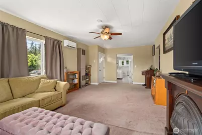 829 Jackson Avenue, Raymond, WA 98577 - Photo 8