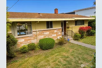 5919 19th Ave S, Seattle, WA 98108 - Photo 2