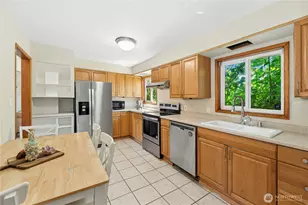 12647 2nd Ave S, Burien, WA 98168 - Photo 10