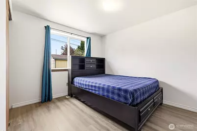 6524 64th Place NE, Marysville, WA 98270 - Photo 12