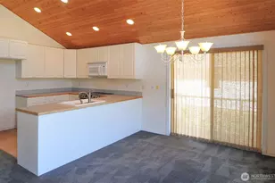 2961 Riviera Blvd, Malaga, WA 98828 - Photo 6
