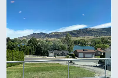 2961 Riviera Boulevard, Malaga, WA 98828 - Photo 4