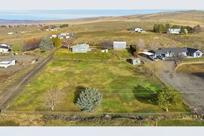 401 Clemans View Road, Selah, WA 98942 - Photo 12