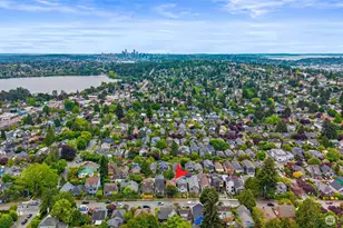 731 N 80th St, Seattle, WA 98103 - Photo 36