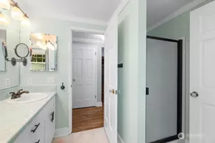12360 Gull Dr, Burlington, WA 98233 - Photo 14