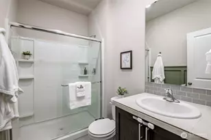 18611 111th Ave E, Puyallup, WA 98374 - Photo 4