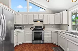 2906 32nd Ave Ct SE, Puyallup, WA 98374 - Photo 8