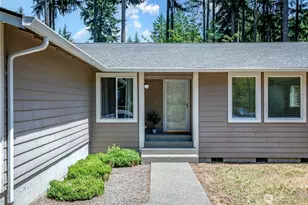 18312 Parkcrest Ct SE, Yelm, WA 98597 - Photo 4