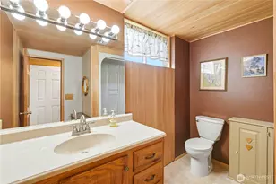 840 Wolverine Pl, Camano Island, WA 98282 - Photo 16