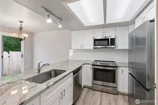 6101 Laguna Ln SE, Lacey, WA 98503 - Photo 10