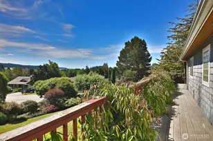 2441 Hillis Dr, Langley, WA 98260 - Photo 10