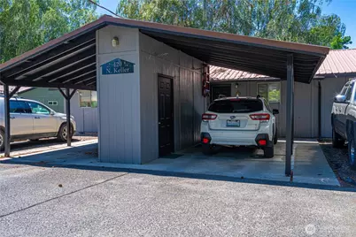 420 N Keller Avenue #A & B, East Wenatchee, WA 98802 - Photo 2