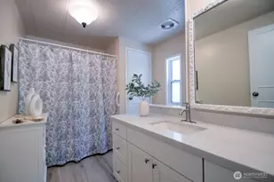 1841 Trosper Rd SW, Tumwater, WA 98512 - Photo 16