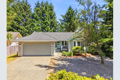 654 Woodland Loop NE, Ocean Shores, WA 98569 - Photo 1
