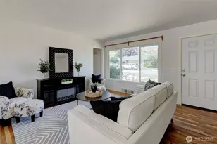 1119 Fuller St, Wenatchee, WA 98801 - Photo 2
