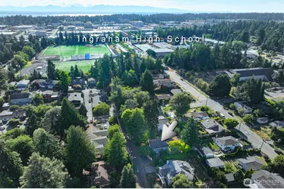 2112 N 132nd Street, Seattle, WA 98133 - Photo 40