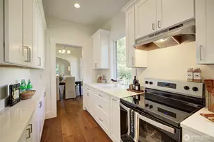2112 N 132nd St, Seattle, WA 98133 - Photo 10
