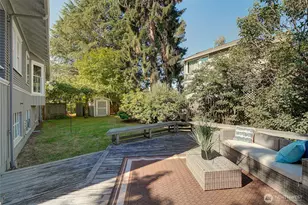 2112 N 132nd St, Seattle, WA 98133 - Photo 36