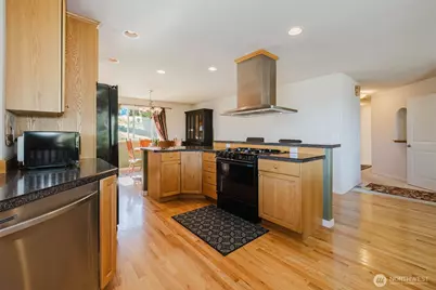 221 Farragut Avenue, Port Orchard, WA 98366 - Photo 32
