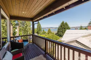221 Farragut Ave, Port Orchard, WA 98366 - Photo 6