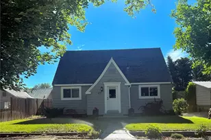 411 Ash St S, Omak, WA 98841 - Photo 2