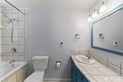 15811 205th Avenue SE, Renton, WA 98059 - Photo 16