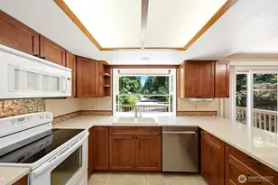 5625 138th St NW, Gig Harbor, WA 98332 - Photo 8