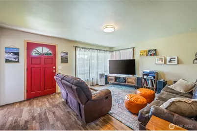 1308 S Poe, Wenatchee, WA 98801 - Photo 4