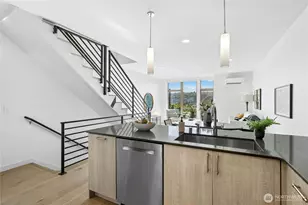 2014 Yale Ave. E., Seattle, WA 98102 - Photo 18