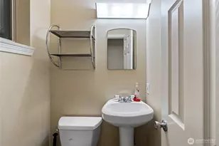 2301 120th St E, Tacoma, WA 98445 - Photo 26