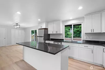 703 NW 117th Street, Vancouver, WA 98685 - Photo 16