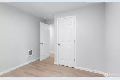703 NW 117th Street, Vancouver, WA 98685 - Photo 24