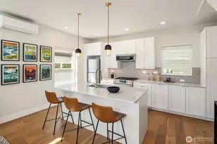 1802 38th Ave, Seattle, WA 98122 - Photo 10