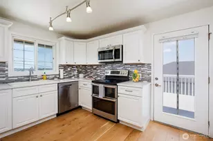 2515 S 118th St, Burien, WA 98168 - Photo 8