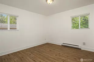 4910 NE 7th St, Renton, WA 98059 - Photo 20