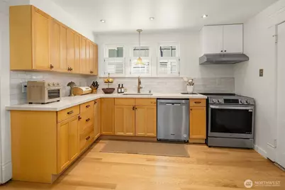 1911 Rucker Avenue, Everett, WA 98201 - Photo 8