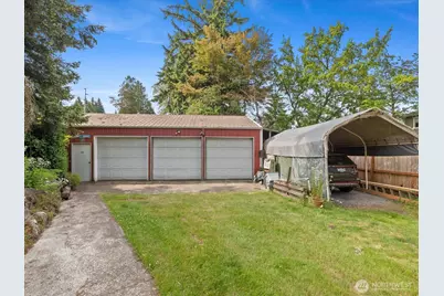2345 N 130th Street, Seattle, WA 98133 - Photo 24