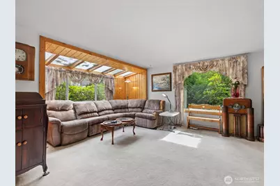 2345 N 130th Street, Seattle, WA 98133 - Photo 10